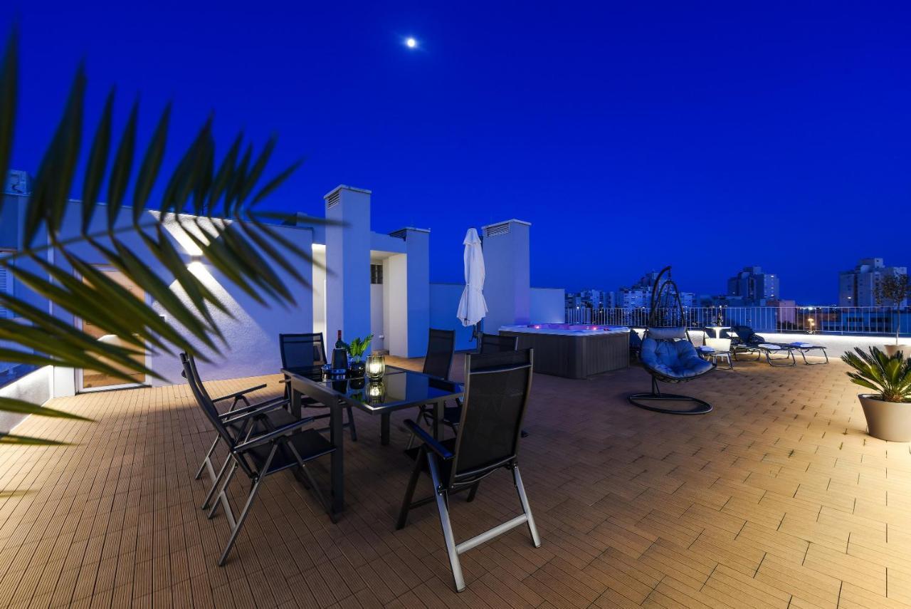 Sunset Penthouse With Spectacular View And Jacuzzi * Zadar
