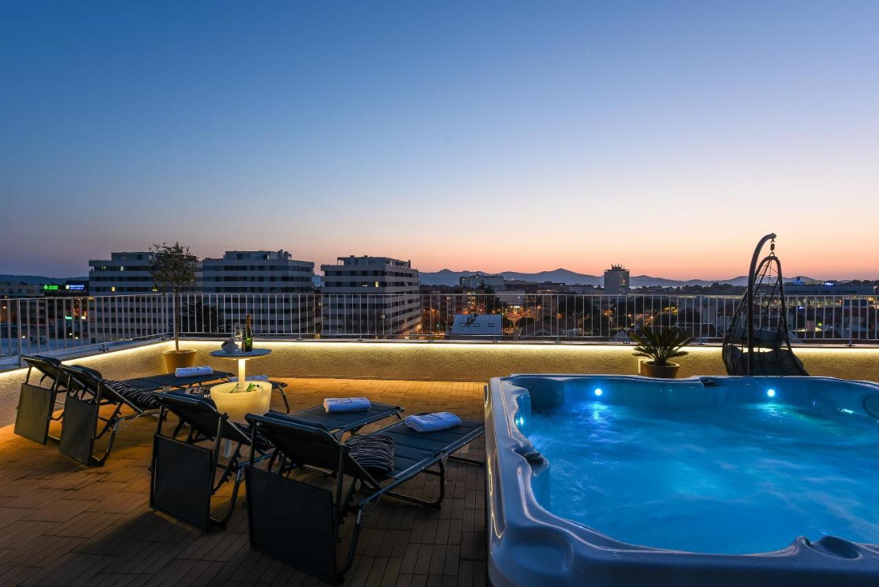 Apartment Sunset Penthouse With Spectacular View And Jacuzzi *