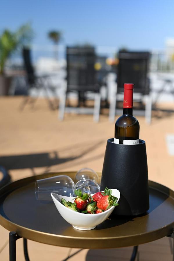 Sunset Penthouse With Spectacular View And Jacuzzi * Zadar
