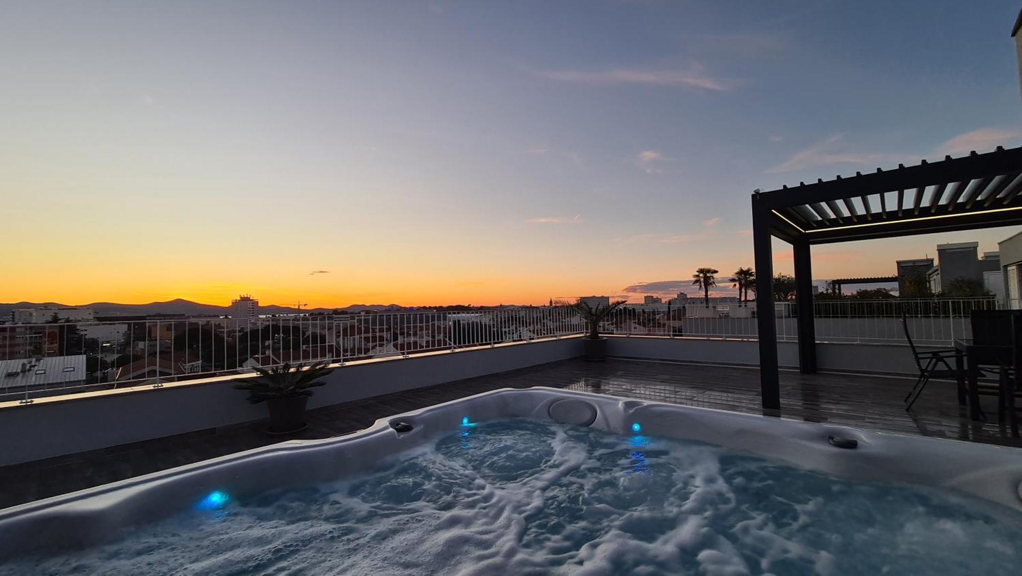 Sunset Penthouse With Spectacular View And Jacuzzi * Zadar