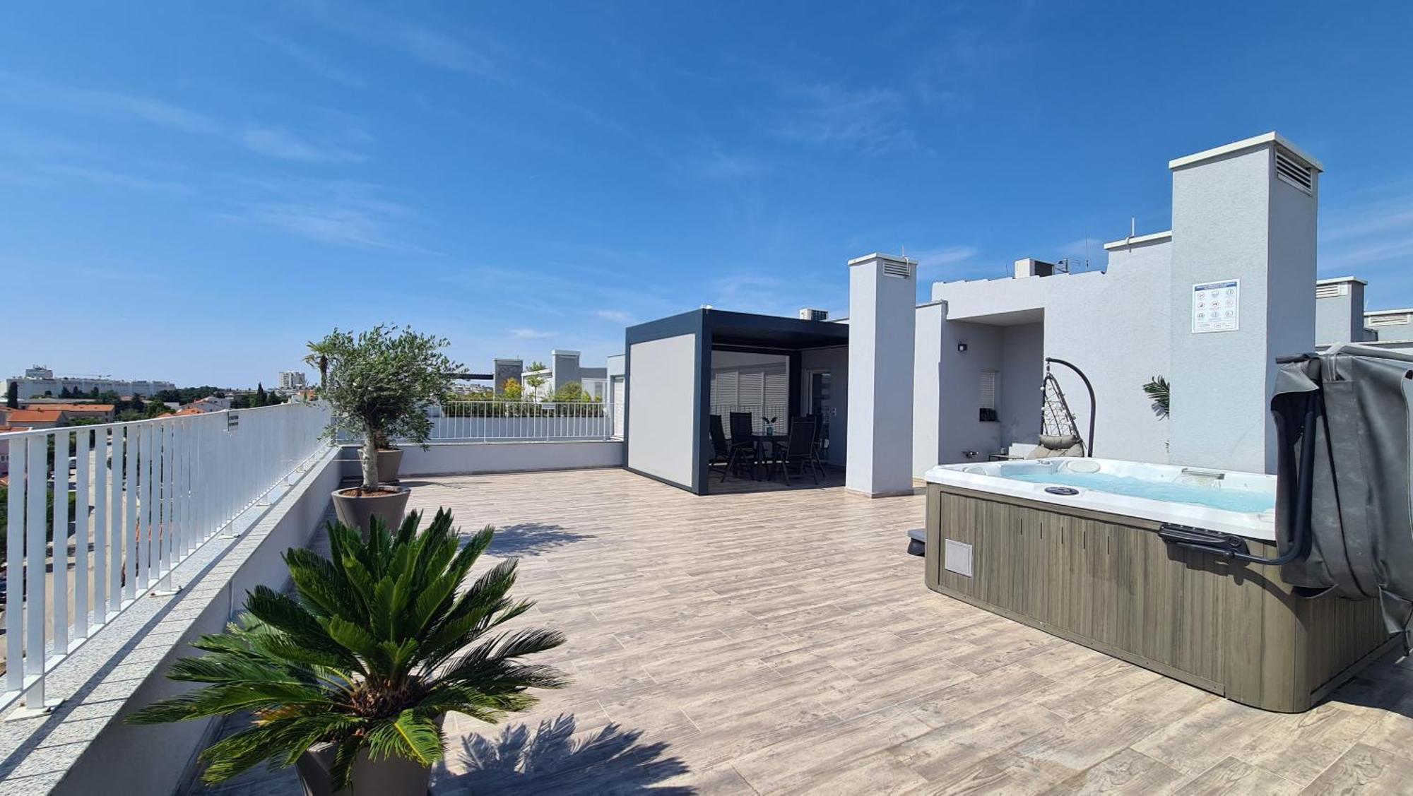 Sunset Penthouse With Spectacular View And Jacuzzi Apartment Zadar