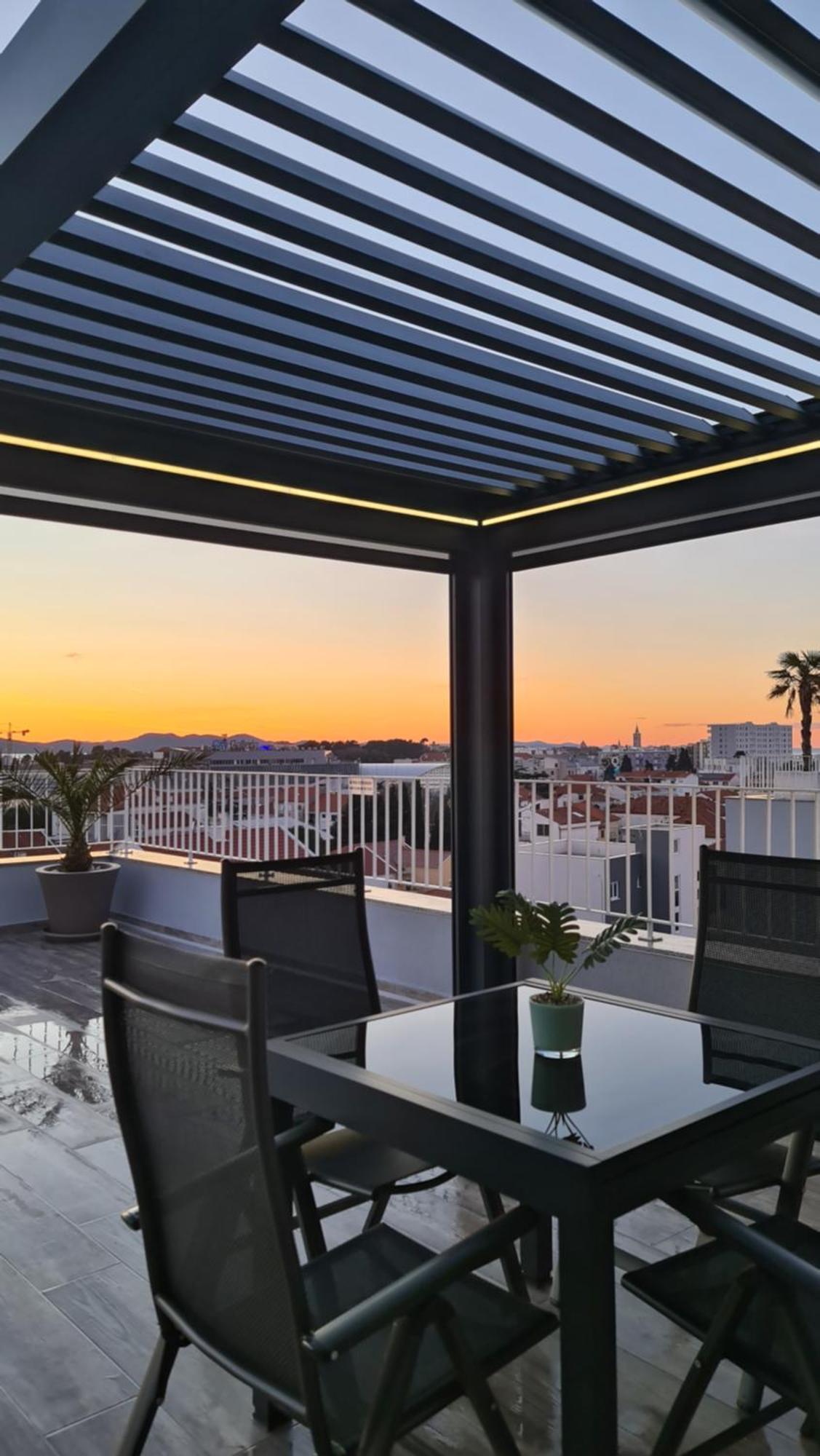 Apartment Sunset Penthouse With Spectacular View And Jacuzzi