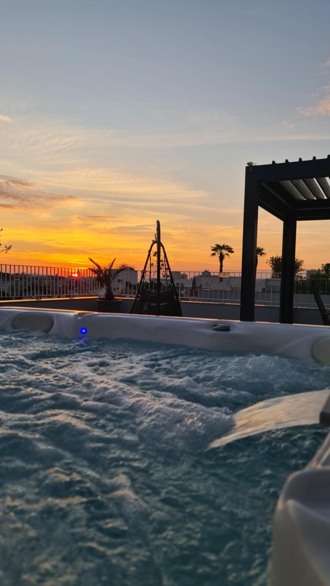 Apartment Sunset Penthouse With Spectacular View And Jacuzzi Zadar